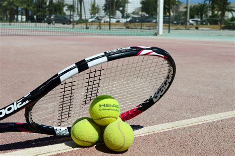 Tennis Racket Ball Images at Roxanne Corley blog