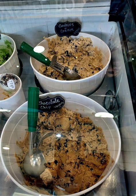 Twisted Roots Frozen Yogurt - Longmont Colorado Ice Cream - HappyCow