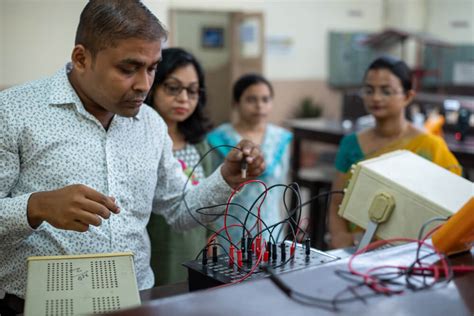 Department of Electrical & Electronics Engineering - SIT