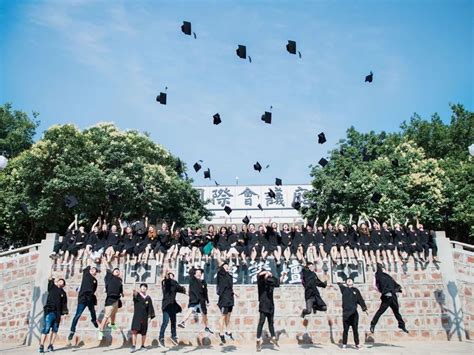 这才是毕业照的正确打开方式！省内大学最美毕业照新鲜出炉！快来pick你心仪的美照吧_青春