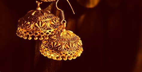 Sharp Fall in Gold Rate Today: Check Latest 22K, 24K & 18K Gold Prices ...