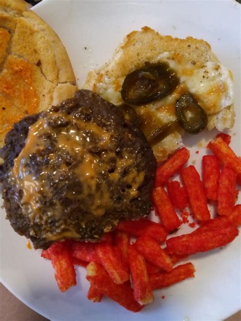 beef with white cheddar, sweet pickled jalapenos, and whalburger sauce ...
