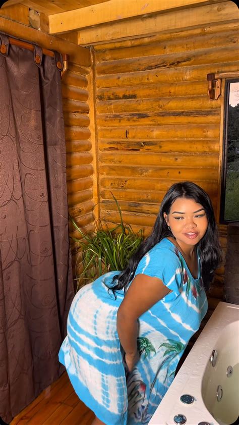 Maria jose bravo isaza | From the front or from the side? | Instagram