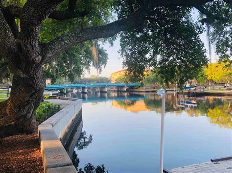 Florida Waterfront Vacation Rentals - United States | Airbnb