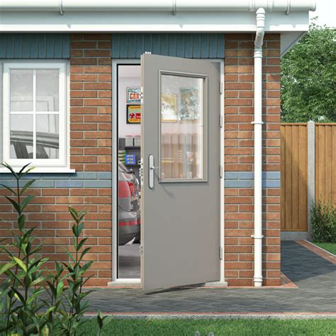 Should Doors Open Inwards or Outwards? | Latham's