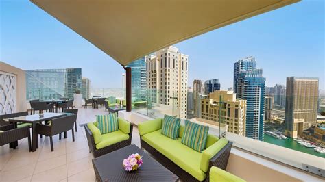 Hilton Dubai The Walk ₹ 5,499. Dubai Hotel Deals & Reviews - KAYAK