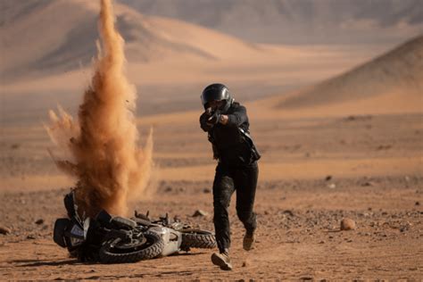 Film Review - Kandahar | The MacGuffin