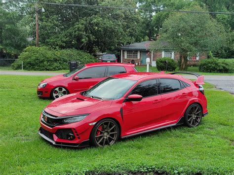 Found a lightly used Type R yesterday, made an impulse buy : Civic_Type_R
