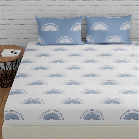 HUESLAND by Ahmedabad Cotton 144 TC Bedsheet for King Size Bed with 2 ...