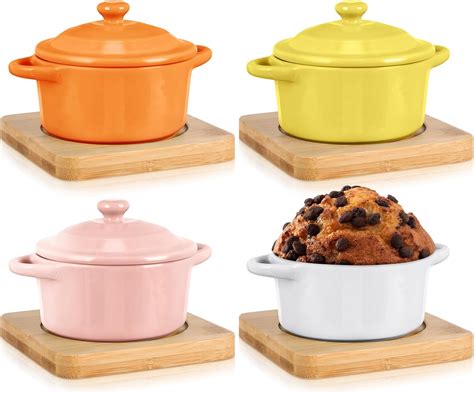 Amazon.com: Mimorou 4 Set 7 oz Ceramic Mini Cocotte with Lid and Wooden ...
