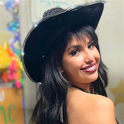 Introducing: Elsa - DollHouse Diary