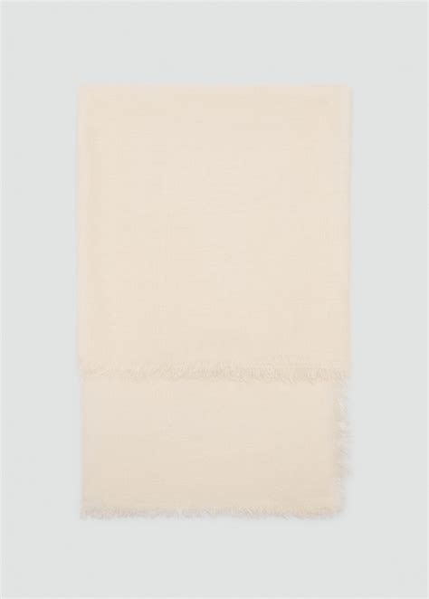 Sjaal van een linnenblend met gerafelde afwerkingen - Dames | MANGO ...