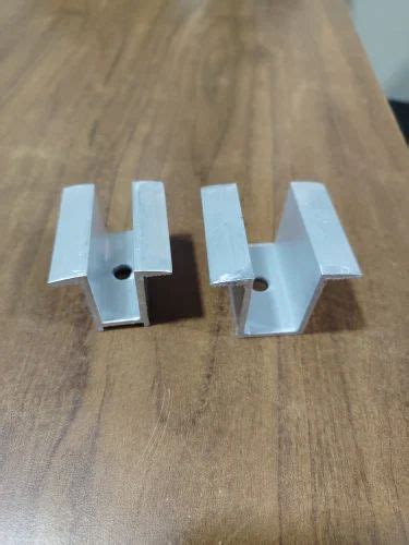 Solar Clamps - Aluminium Solar Panel Mid Clamps Service Provider from ...