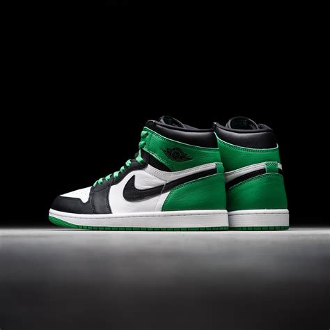 Black and green retro jordans online