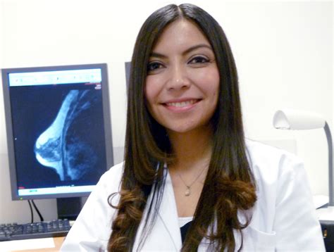 La Dra. Irma Zúñiga, sexta becada para la especialización en radiología ...