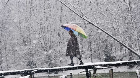 Snowfall In Kashmir: An Encounter With Heaven In 2026