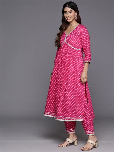 Varanga Women Fuchsia Leheriya Print V-Neck With Lace Detail A Line ...