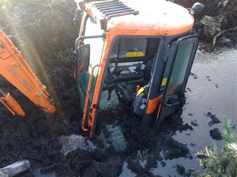 Mini Digger Fail 的图像结果