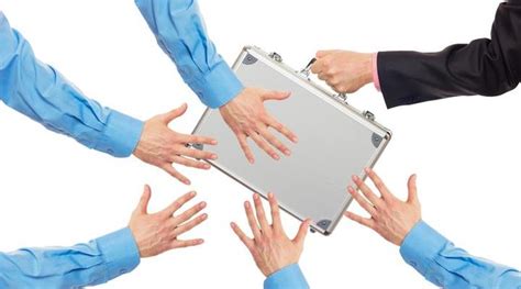 Co-operative Abstract Background 的图像结果