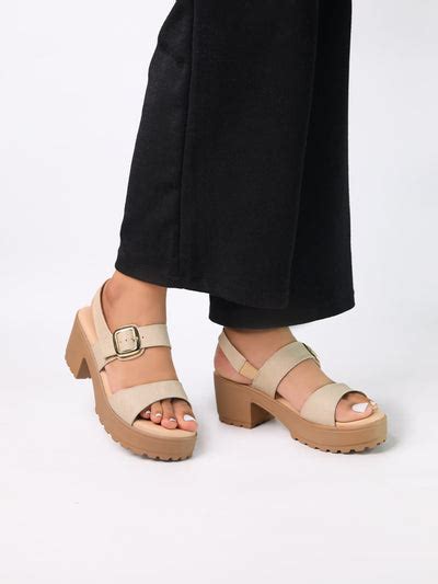 Latest Collection of Women Footwear | Fashion ️ Comfort - Monrow ...