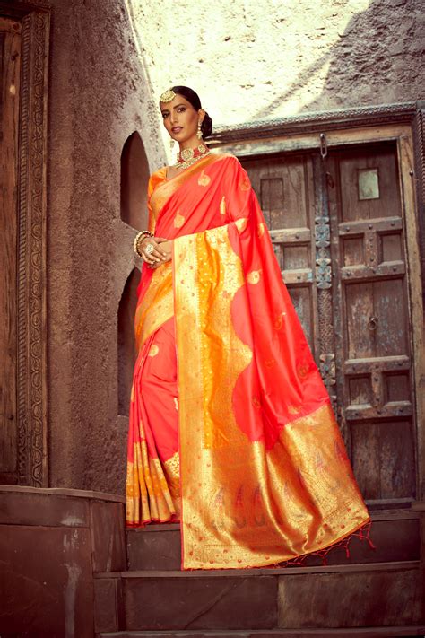 Elora Red Silk Blend Woven Banarasi Designer Saree For Women |Elora ...