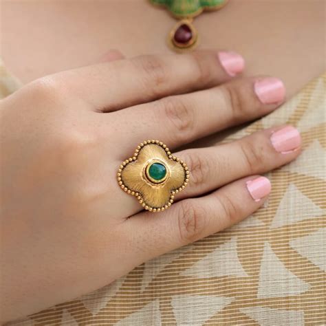 Gold & Diamond Jewellers in Borivali West, Mumbai | Gold & Diamond Set ...