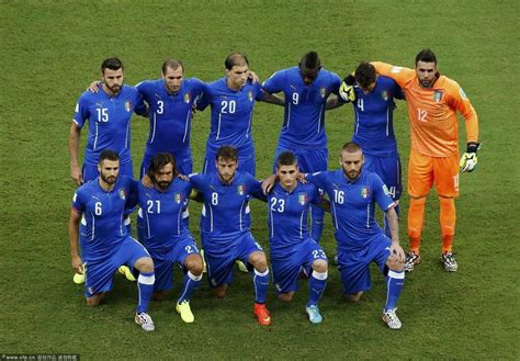 意大利06世界杯团队为抗疫筹集善款，将捐赠4辆救护车-直播吧zhibo8.cc