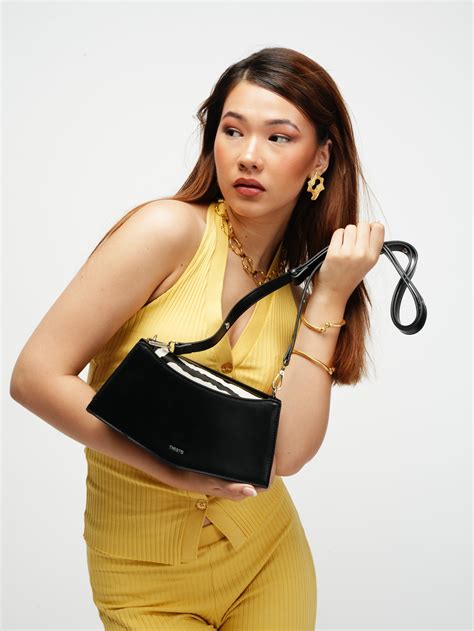 Buy Black Cross Body Sling Bag - Thesto