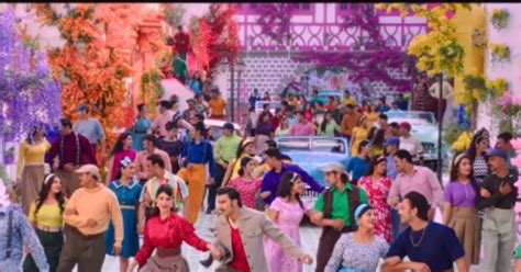 Cirkus : ‘सुन जरा’ टीजर Out, गाना बढ़ा रहा धड़कन, जैकलीन फर्नांडिज-पूजा ...