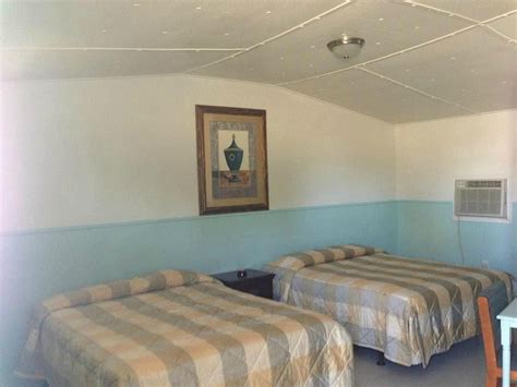 NUMBER 8 MOTEL (Grenada) - Motel Reviews & Photos - Tripadvisor