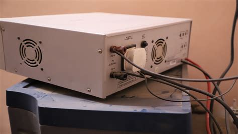 How to Install Rooftop Solar Panel: 7 Step Guides with Images & Video