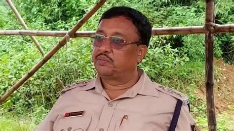 Odisha police officer caught red-handed while taking Rs 30,000 bribe