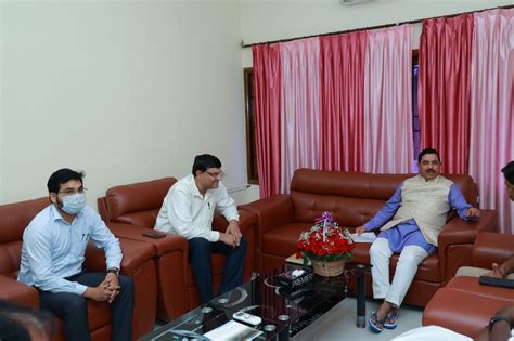 Press Release:Press Information Bureau