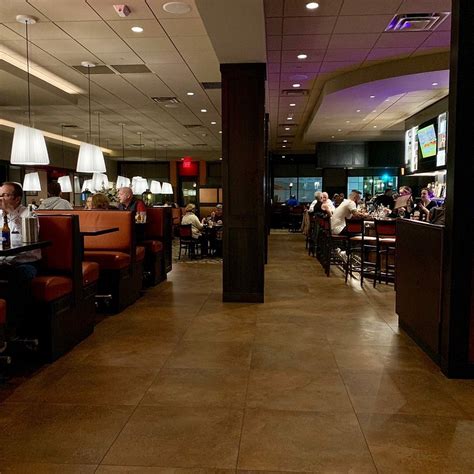 THE 10 BEST Restaurants Near DCU Center, Worcester