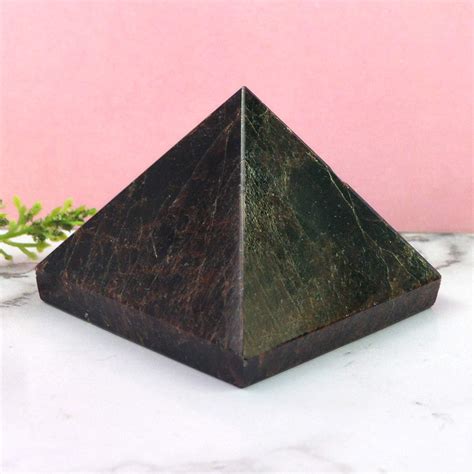 Buy Reiki Crystal Products Natural Garnet Pyramid for Reiki Healing ...