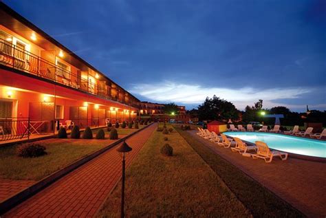 ALBATROS SPA & SKI (Jaroslawiec) - Hotel Reviews, Photos, Rate ...