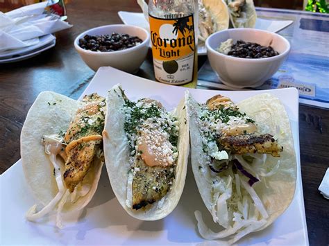 Which Credit Cards Still Offer Priority Pass Restaurant Benefits?