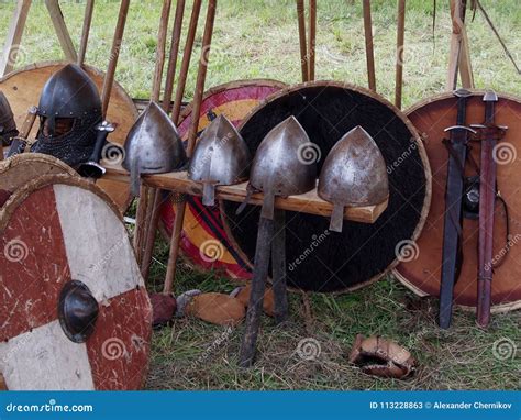 Anglo Saxon Weapons And Armor