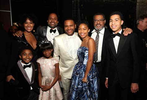 Photos: 47th NAACP Image Awards - WTOP News