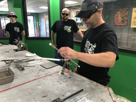 Otto’s forges art on blowing glass spheres – Shaw Local