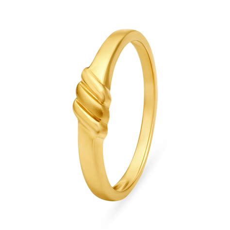 Suave 22 Karat Yellow Gold Ridged Finger Ring