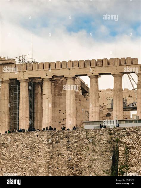 Famous parthenon building at acropolis of athens, greece Stock Photo - Alamy