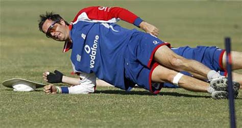 Michael Vaughan chats to Duncan Fletcher about returning for the ...