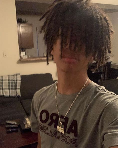 Pin by up on him .ᐟ | Light skin men, Cute dreads, Dreadlock hairstyles ...