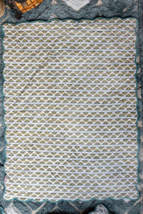 The Majestic Gaja (Yellow) Reversible Cotton Quilt for Infant Junior ...