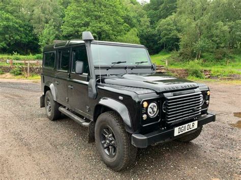 2011 11 LAND ROVER DEFENDER 110 XS 2.4 TDi STUNNING 7 SEATER IN BLACK ...