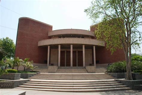 UG Admissions 2021-22 - Jesus & Mary College, University of Delhi