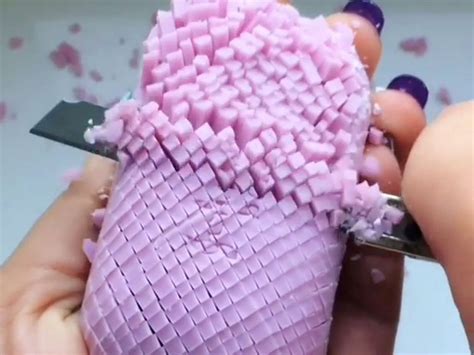 Soap-cutting is taking over Instagram - Business Insider