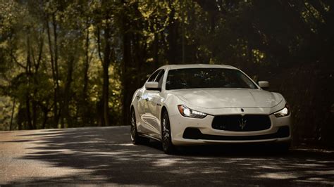 Download wallpaper 2560x1440 maserati ghibli, maserati, car, white ...