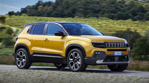 2023 Jeep Avenger EV Debuts In Paris With FWD, 249-Mile Range